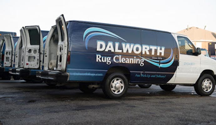 Dalworth Rug Cleaning Service vehicle
